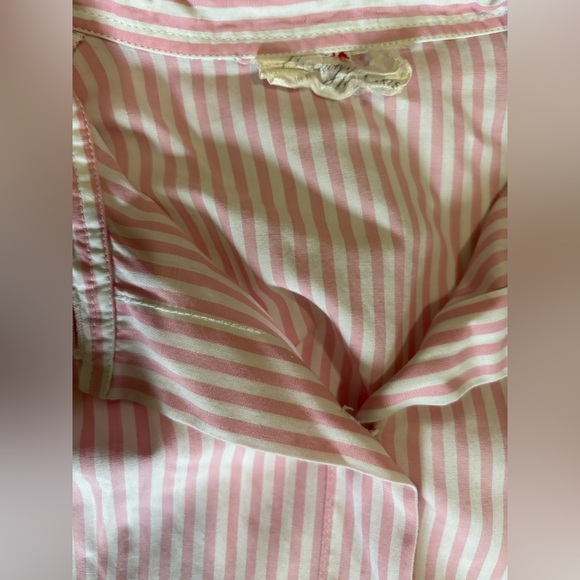 Vintage Pink and White Striped Button-Up Shirt - Picture 4 of 4